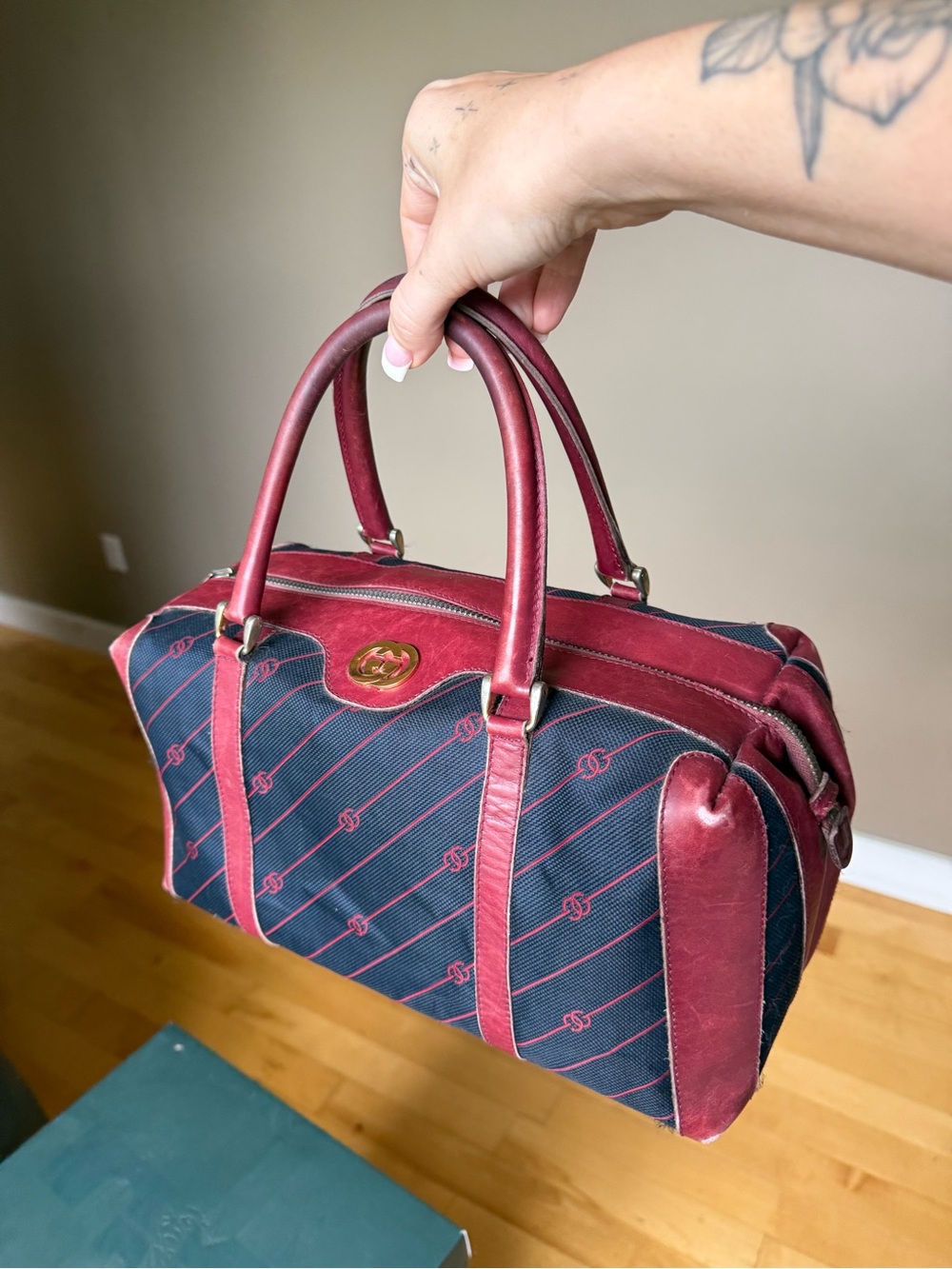 Vintage 1970s Gucci Monogram Canvas Boston Bag - Picture 11 of 14